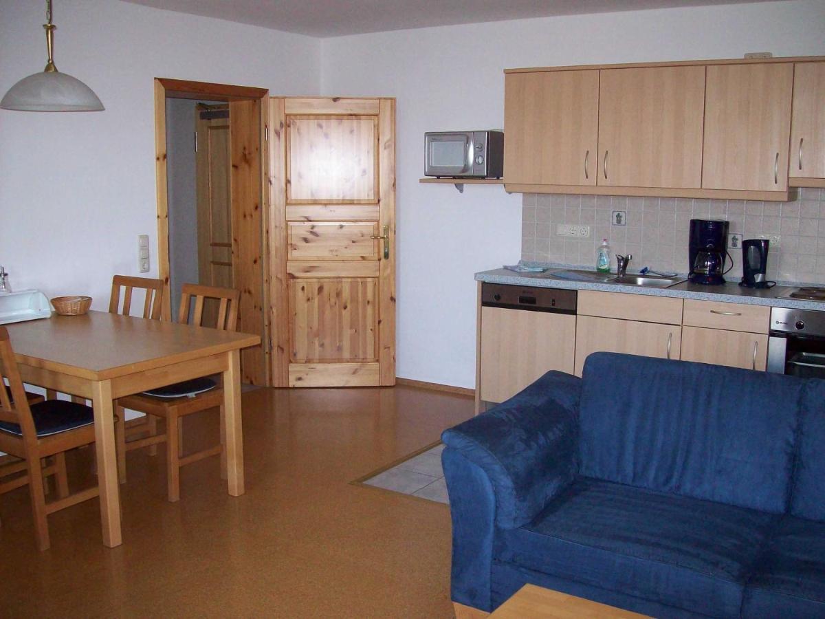 Bauernhofpension Buechsenschuetz * Harbshausen